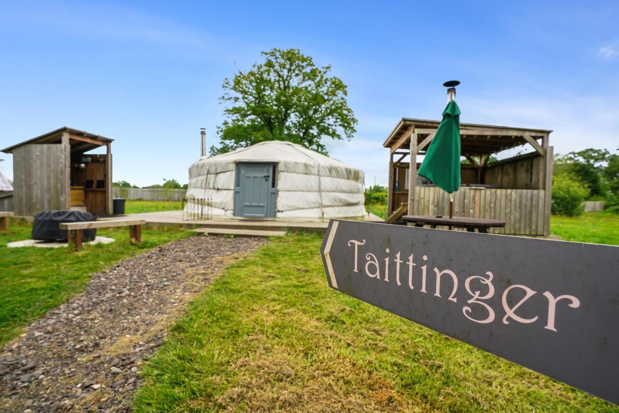 מלון Great Ellingham Glamp And Tipple Ltd מראה חיצוני תמונה