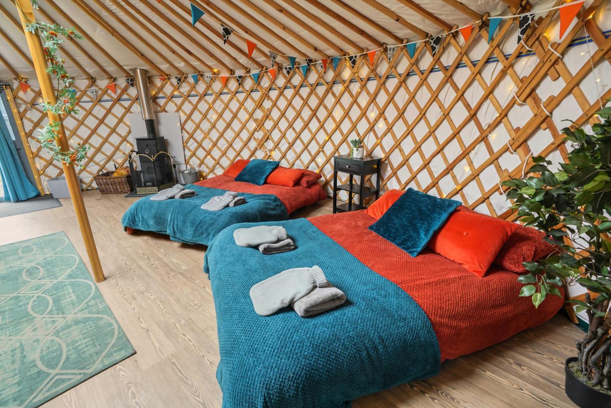 מלון Great Ellingham Glamp And Tipple Ltd מראה חיצוני תמונה