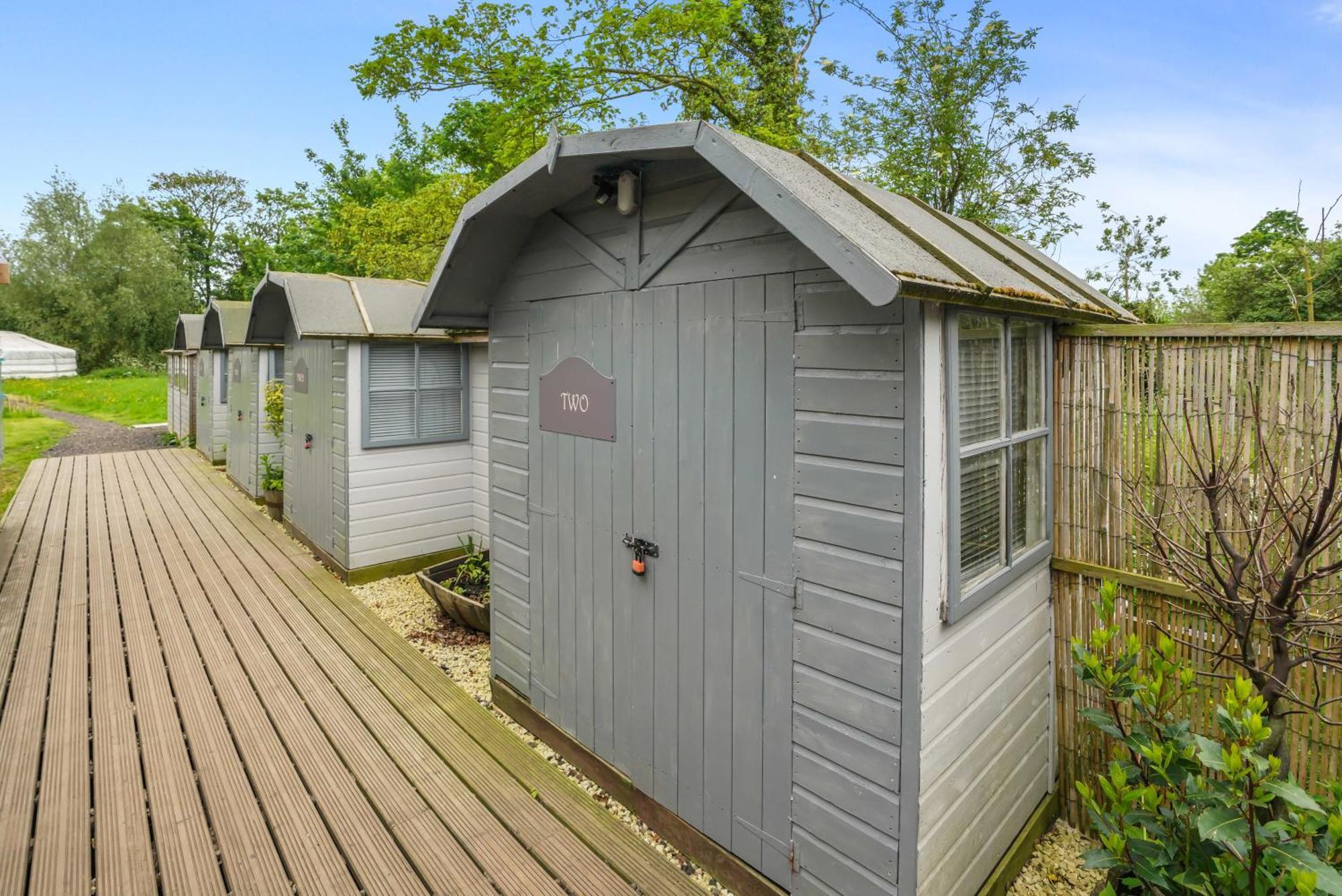 מלון Great Ellingham Glamp And Tipple Ltd מראה חיצוני תמונה